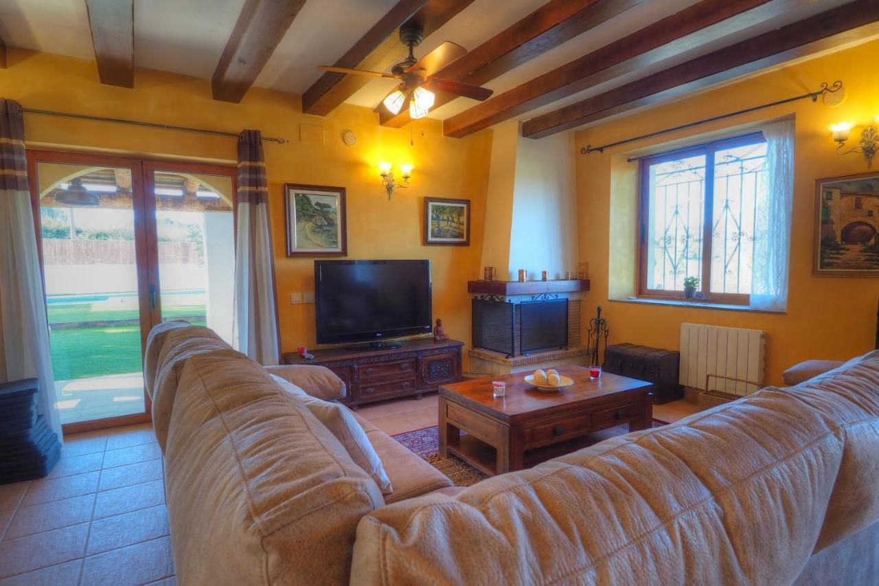 Villa Can Roig By Hello Homes Sitges Sant Pere De Ribes Eksteriør billede