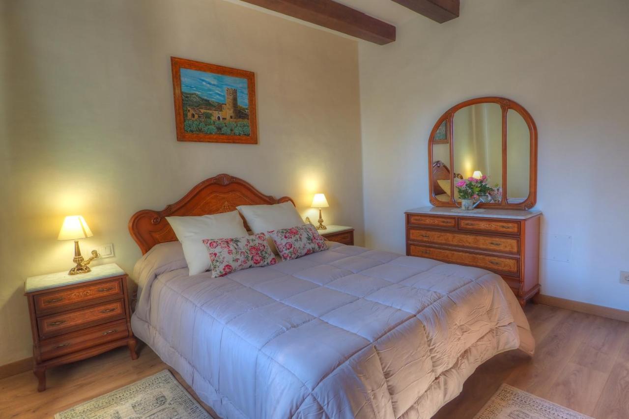 Villa Can Roig By Hello Homes Sitges Sant Pere De Ribes Eksteriør billede